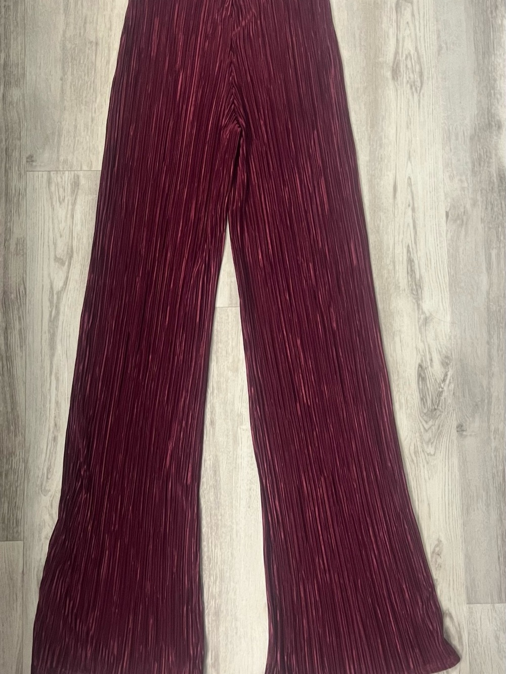 Naked Wardrobe Pleated Wide-Leg Pants in Deep Burgundy